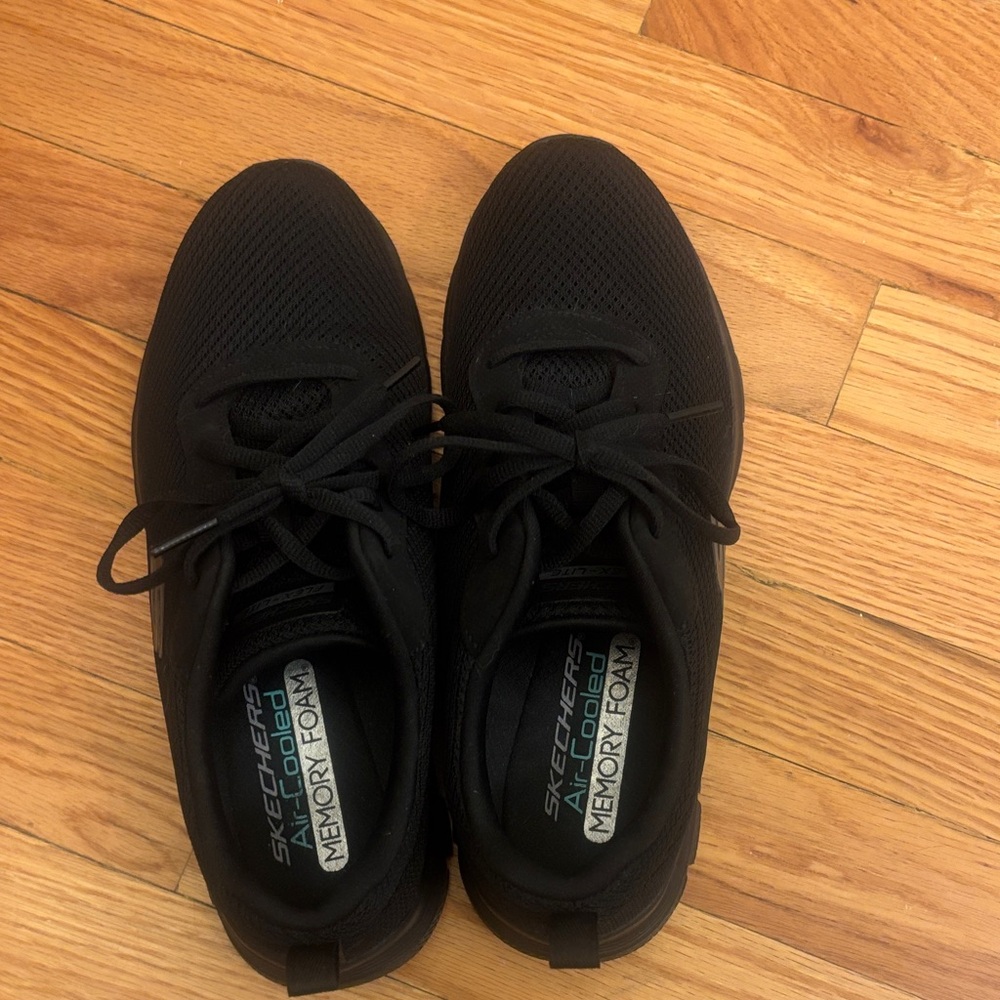 Skechers Women's Black Athletic Shoe - Picture 3 of 6